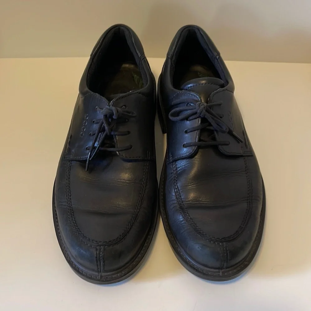 Ecco Men’s Black Dress Shoes